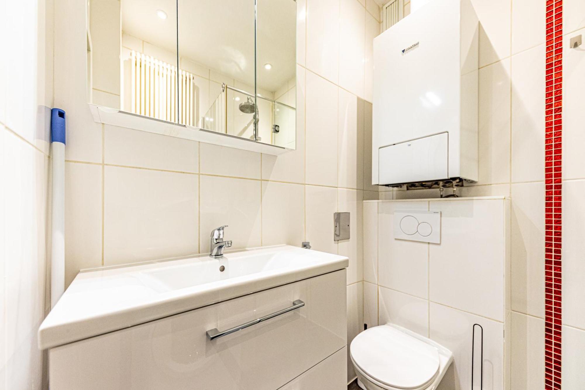 Central Hub Close To Main Station By Jr City Apartments Wien Rom bilde